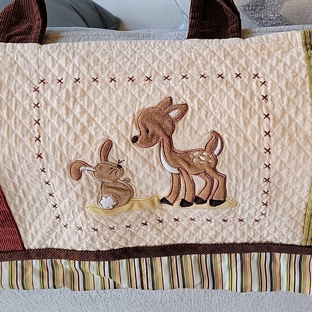 EDDIE BAUER childs curtain valance.  56" long 12 " wide.  Very cute!!